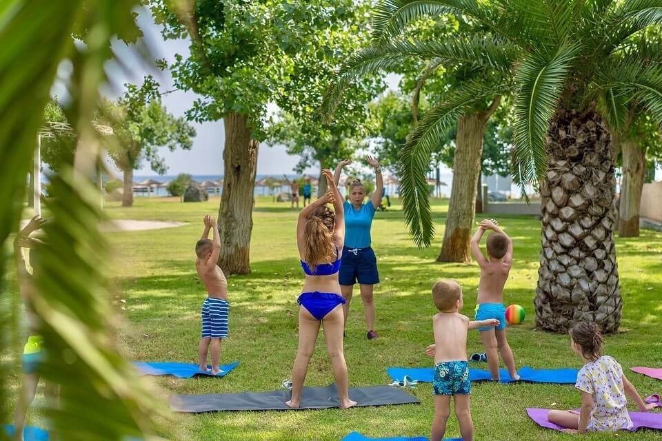 Cronwell Platamon Resort 3