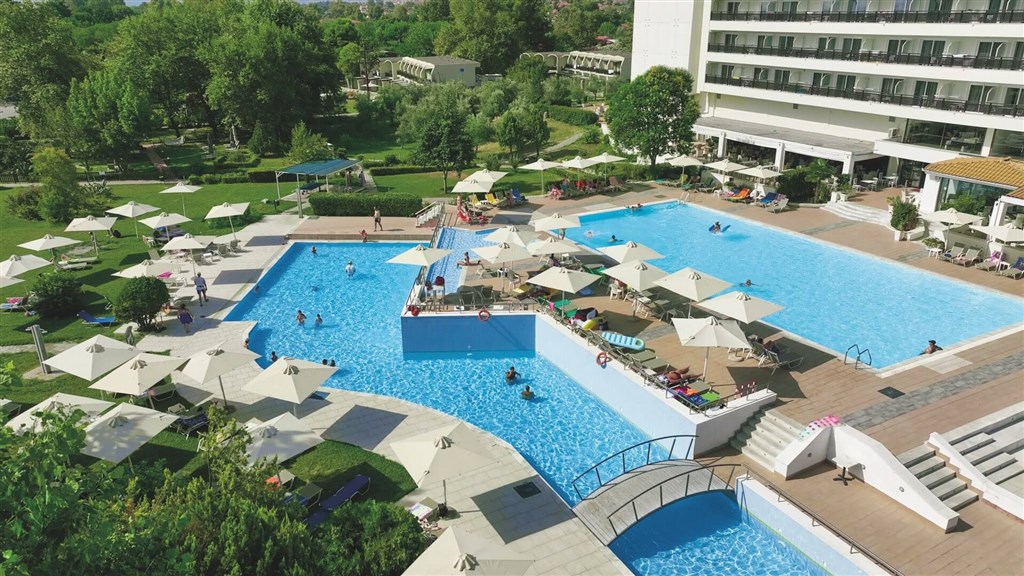 Olympian Bay Grand Resort 2