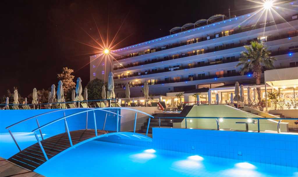 Olympian Bay Grand Resort 6