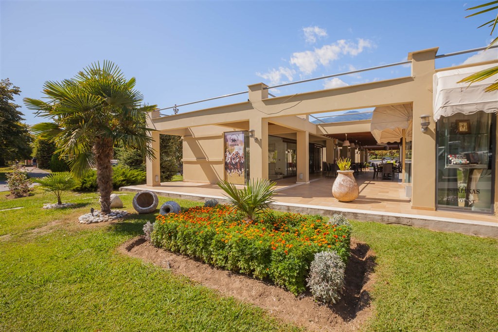 Olympian Bay Grand Resort 9