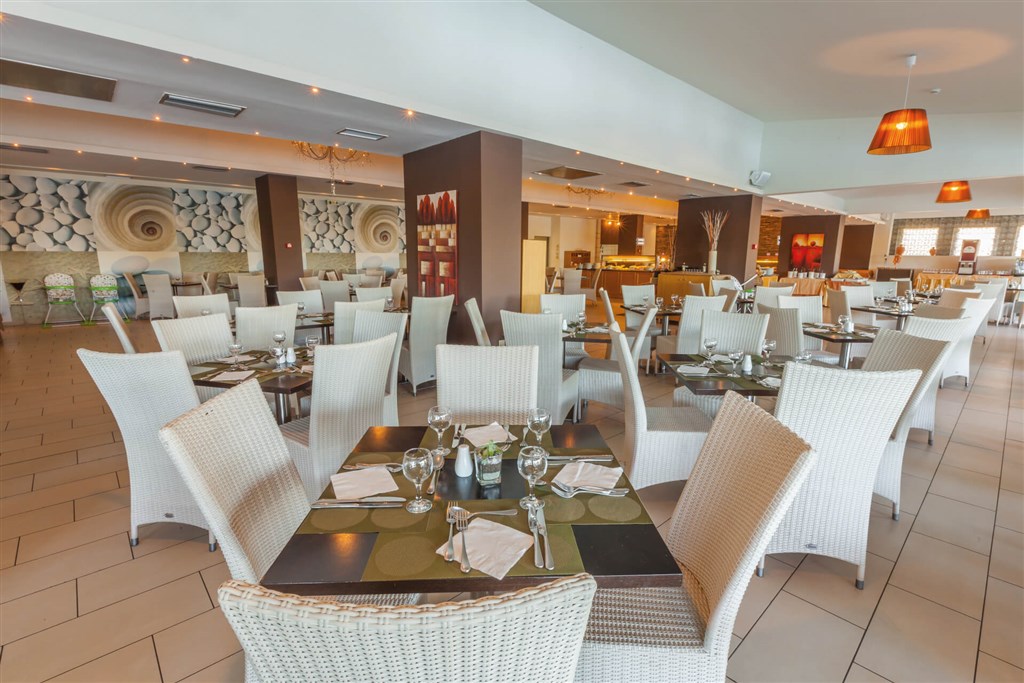 Olympian Bay Grand Resort 13