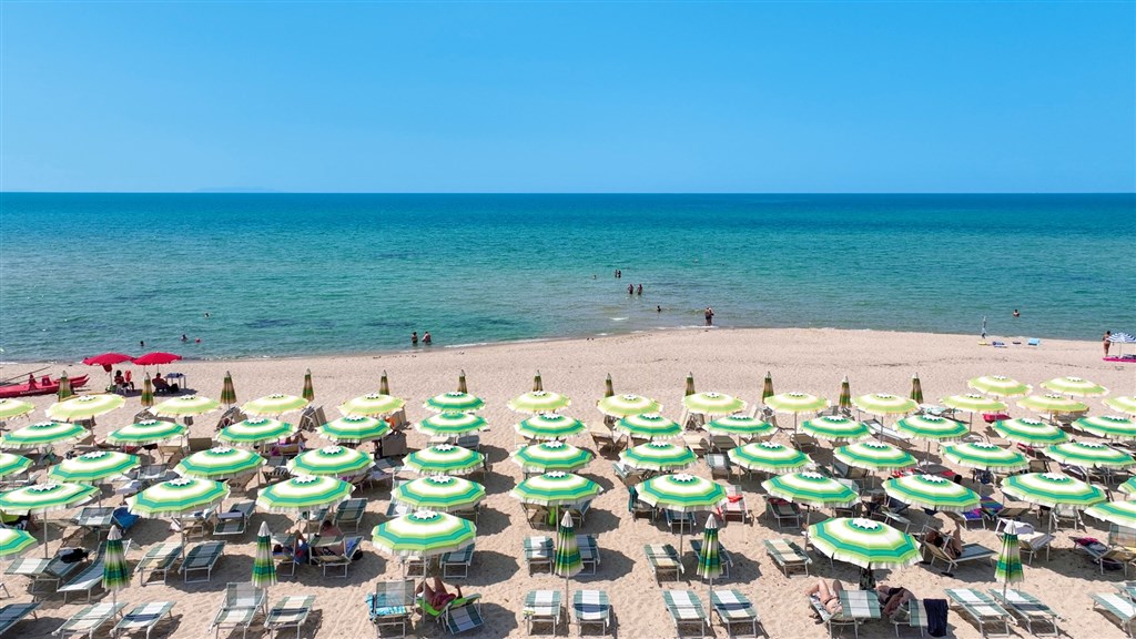 Mimose Beach Village 18