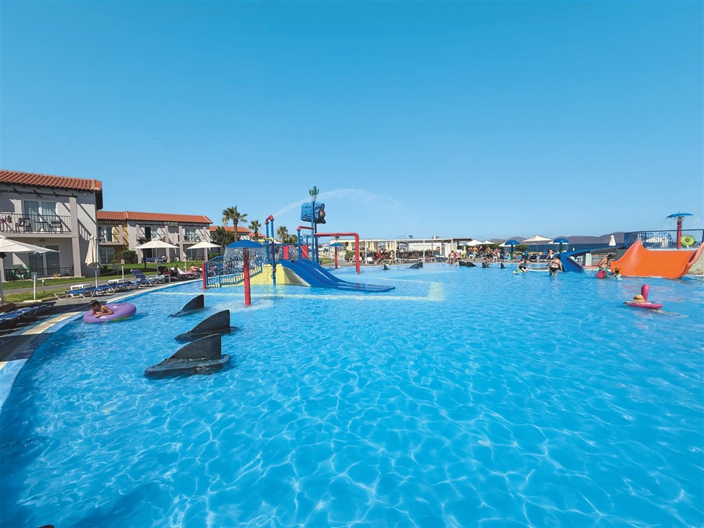 White Olive Marine Aquapark 2