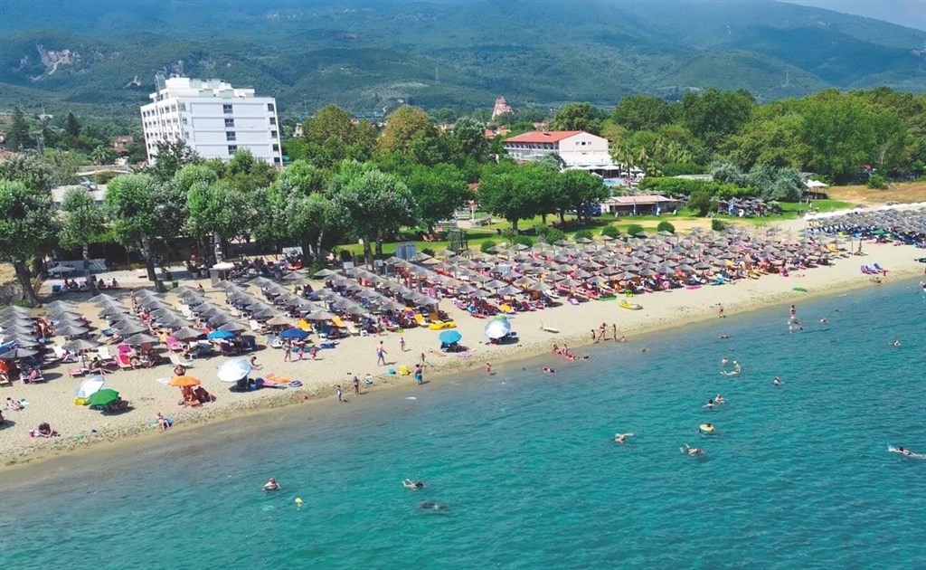 Cronwell Platamon Resort 1