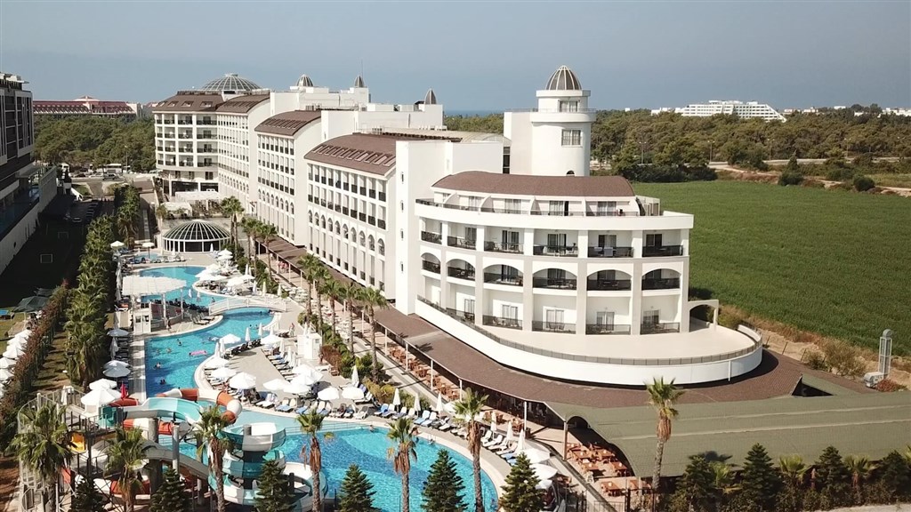 LRS Port River Hotel & Spa 11