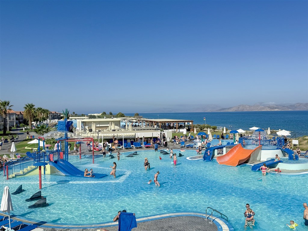 White Olive Marine Aquapark 20